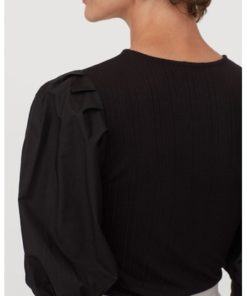 Ribbed puff-sleeved top