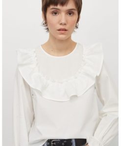 Flounce-trimmed blouse